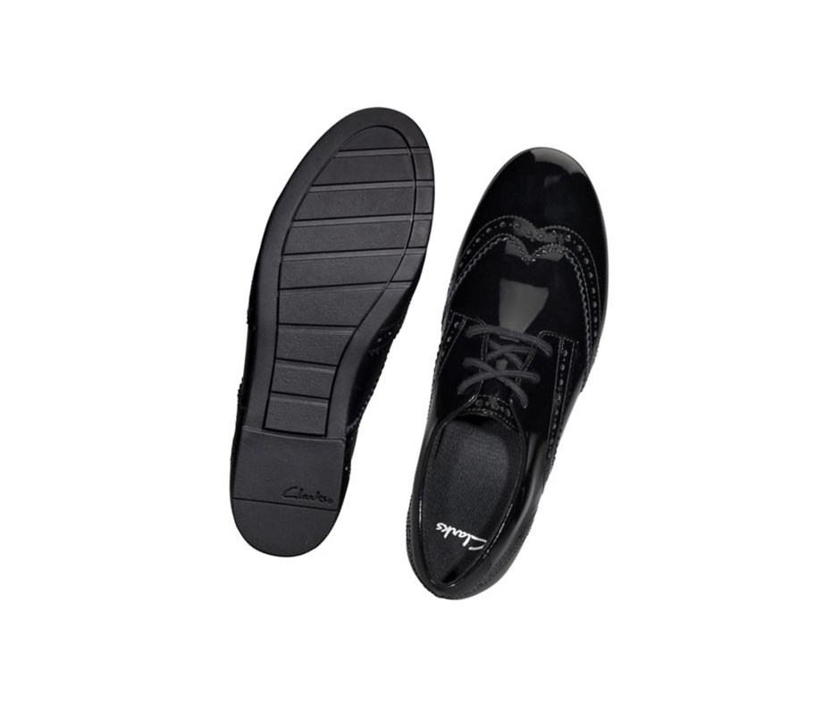 Clarks Scala Spitze Lack Leder Schulschuhe Mädchen Schwarz | DIMA76249