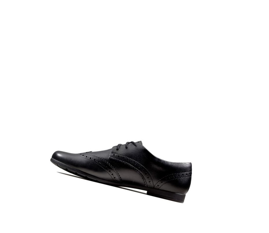 Clarks Scala Spitze Leder Schulschuhe Mädchen Schwarz | GAWT47580