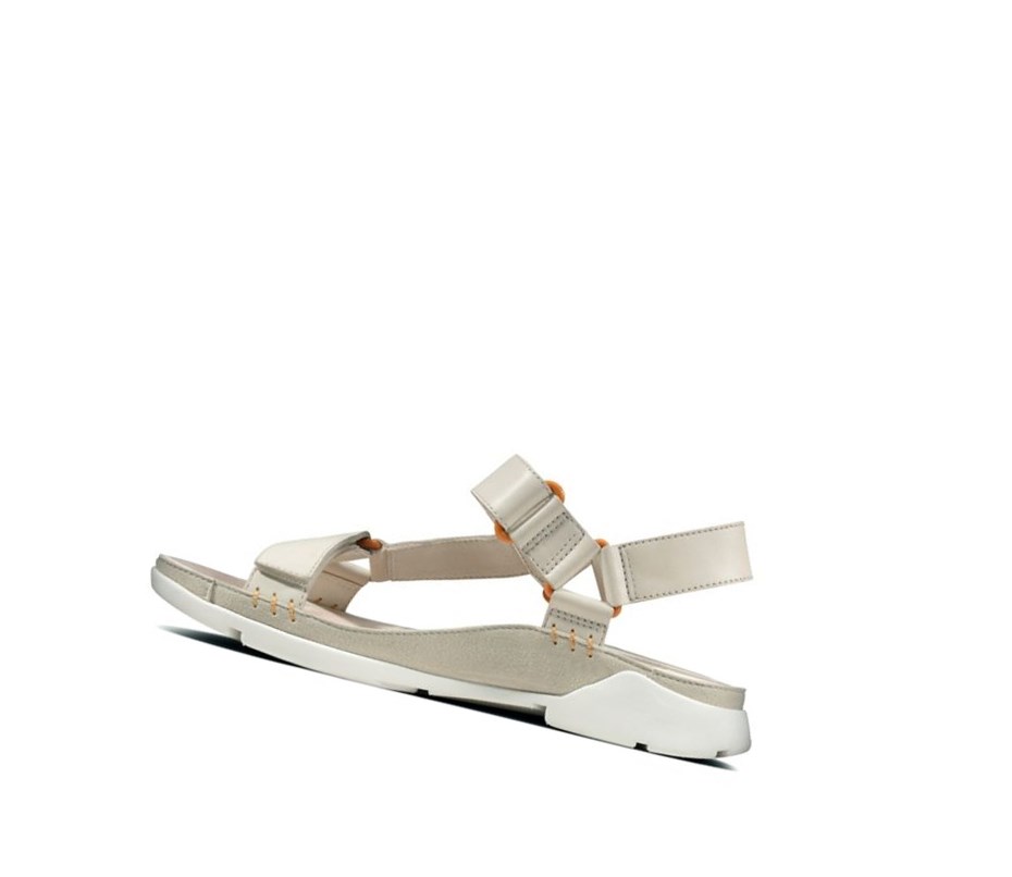 Clarks Tri Sportliche Leder,Wildleder Flache Sandalen Damen Weiß | YRFC75024